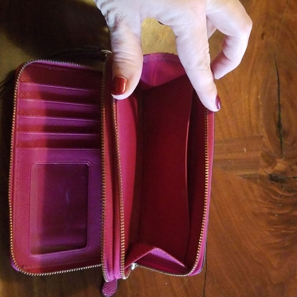 Wallet - Picture 4 of 4
